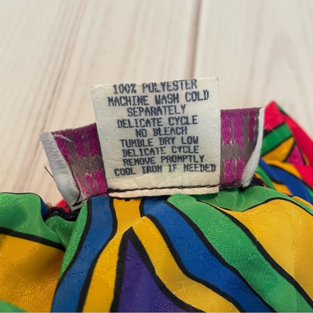 Vintage Megan Moore Pleated Pull on Skirt Womens 4 Colorful Silky Geometric Midi - Picture 13 of 13
